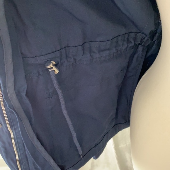 Tommy Hilfiger Water Repellent Cargo Jacket - Picture 4 of 8